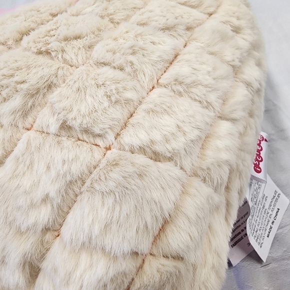 Icecream Heart-Shaped Pillow - Pink and Cream - Picture 14 of 16